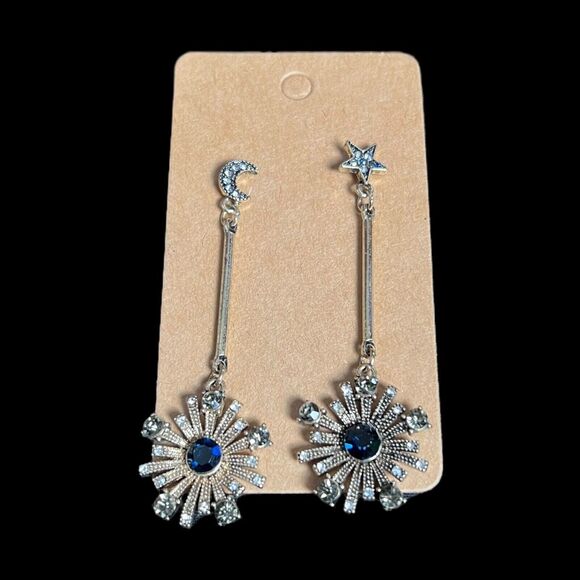 4 Sets Of Fashion Earrings Faux Rhinestones Drop Hanging Silver & Gold Tone, New - Picture 3 of 6